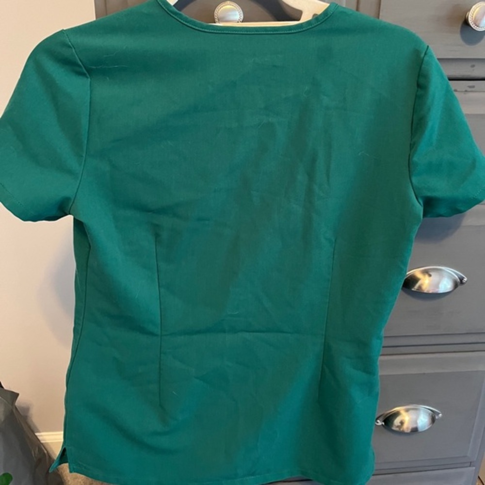 Figs Scrubs - Picture 3 of 5